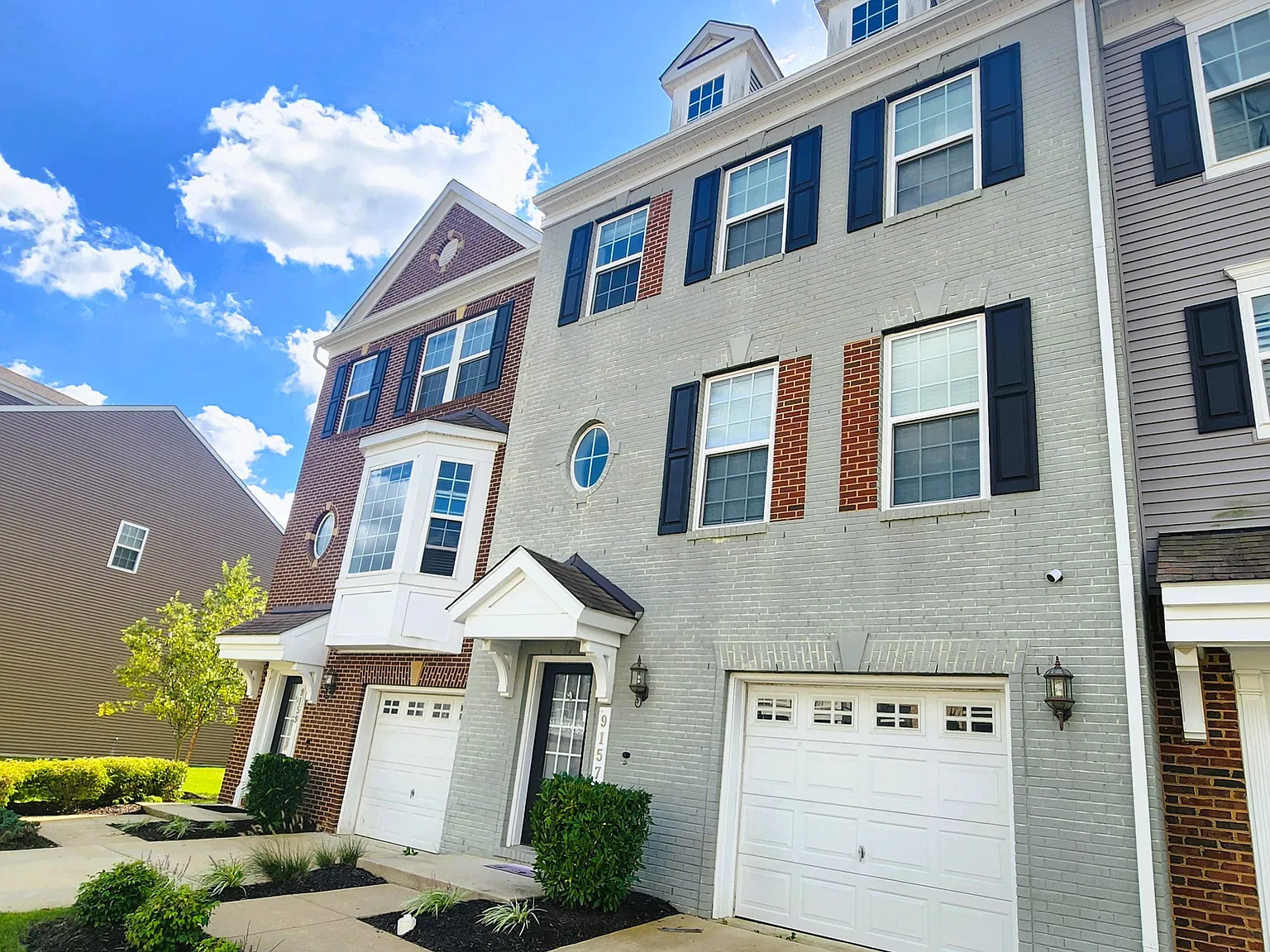 Stunning 3BR Townhome in Parkside at Westphalia for Rent — Photo 2