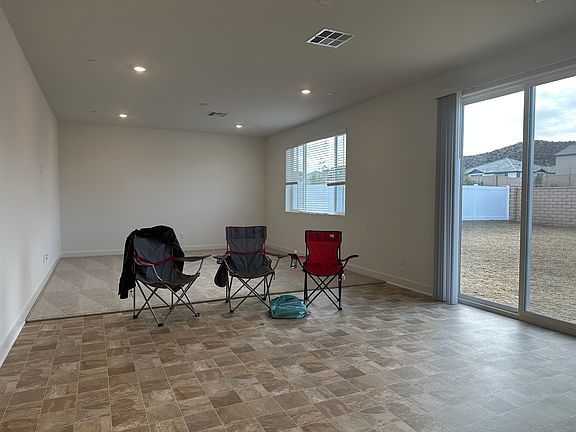 5th image of 30781 Valley Heights Dr
