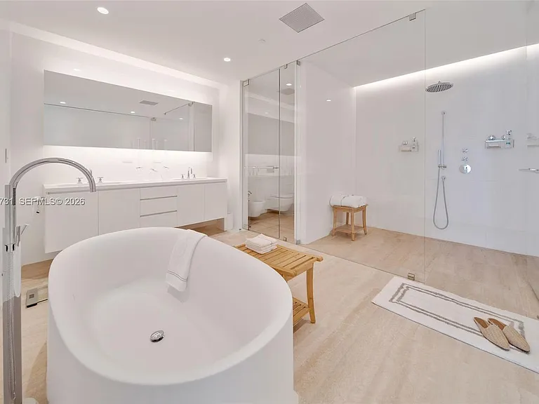 9001 Collins Ave #S-605 — Photo 28