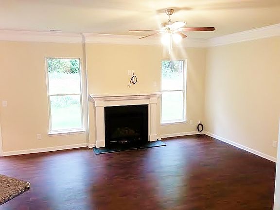 3rd image of 10810 Cove Point Dr