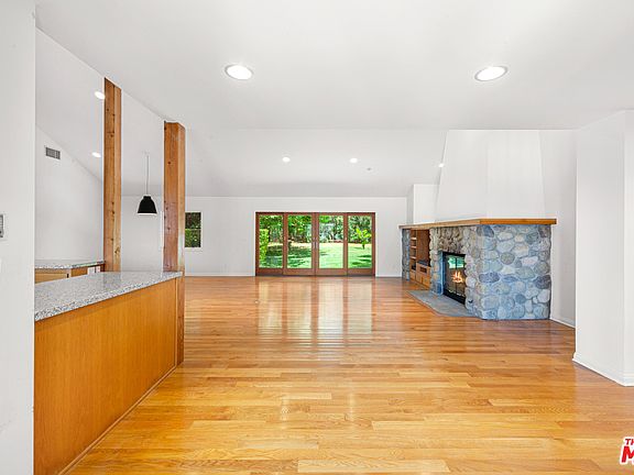 5th image of 20777 Big Rock Dr