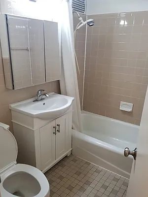 Rented by Sotheby's International Realty | media 33