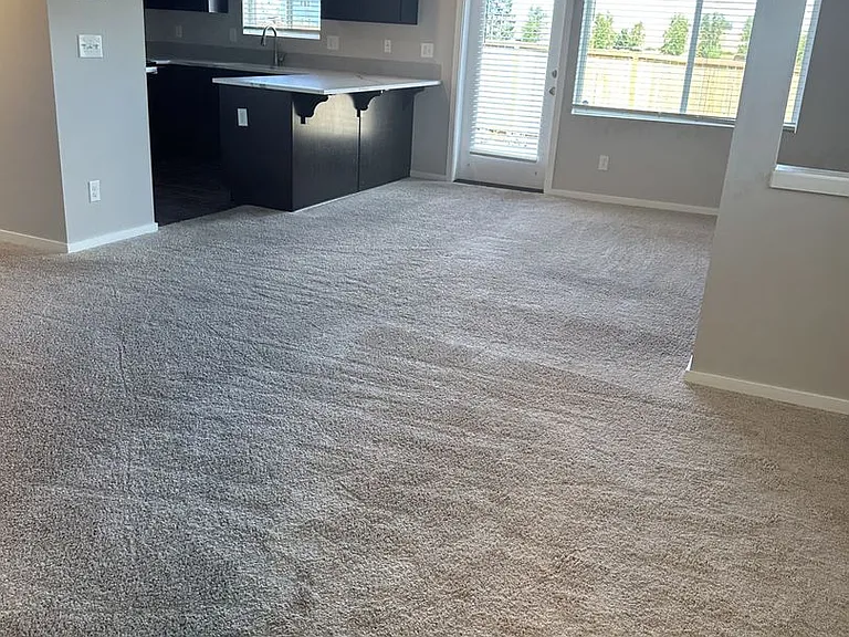 18505 Alpine Way E — Photo 3