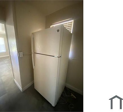 4th image of 1822 N Dixie Hwy APT 7