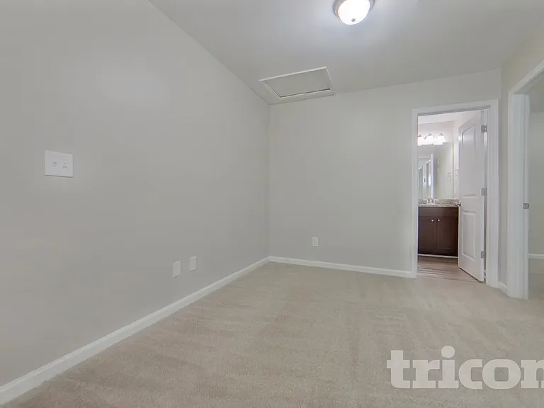 250 Harvest Glen Ln — Photo 15
