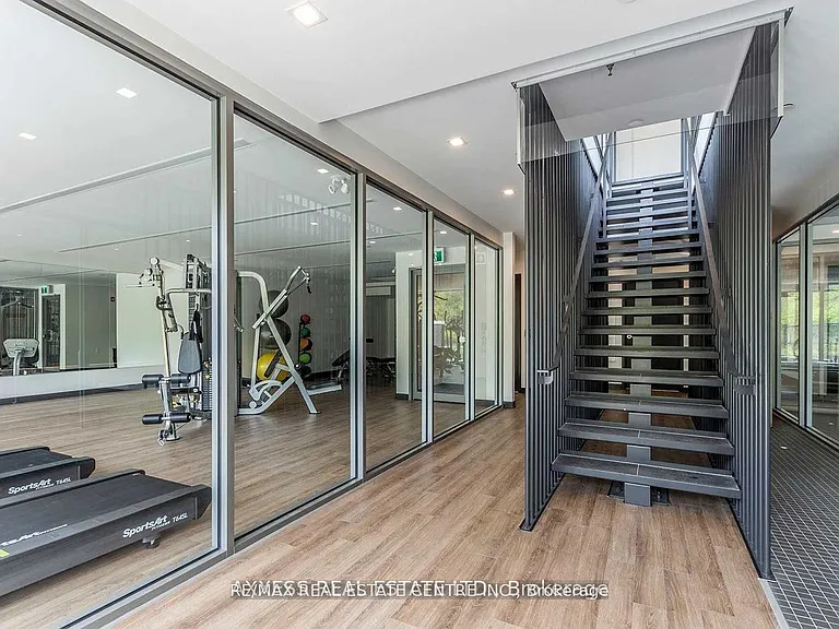 5240 Dundas St #B314 — Photo 35