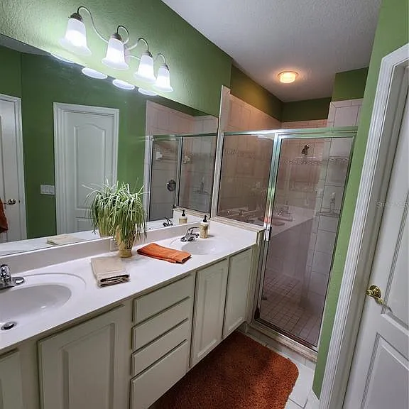 400 Ravinia Cir #400 — Photo 23