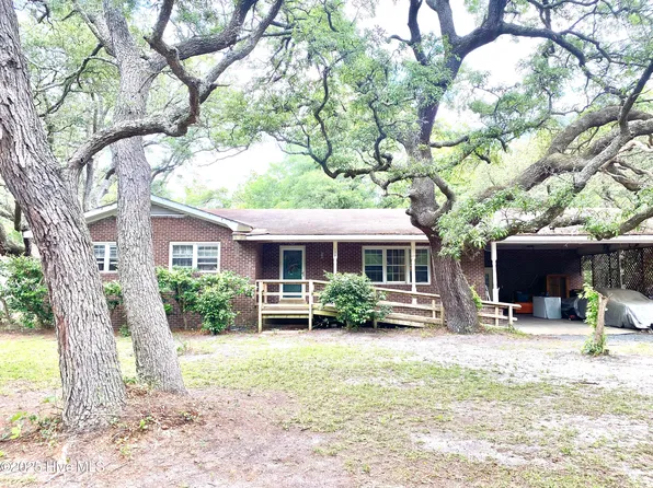 129 Cape Fear Drive, Southport, NC 28461