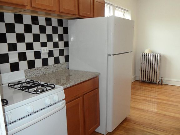 4th image of 4606 N Elston Ave