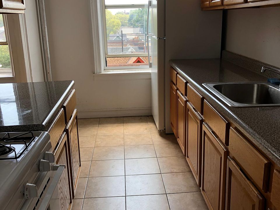 2nd image of 8424 109th St #8