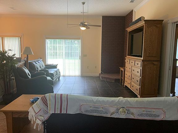 3rd image of 714 Altamaha Rd