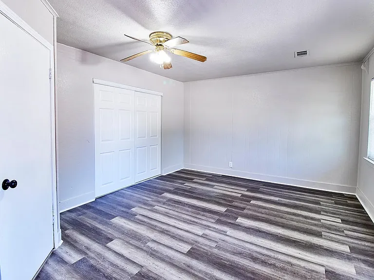 1504 Sherman Dr #301 — Photo 18
