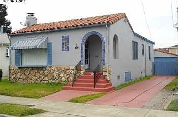 1st image of 208 W Broadmoor Blvd