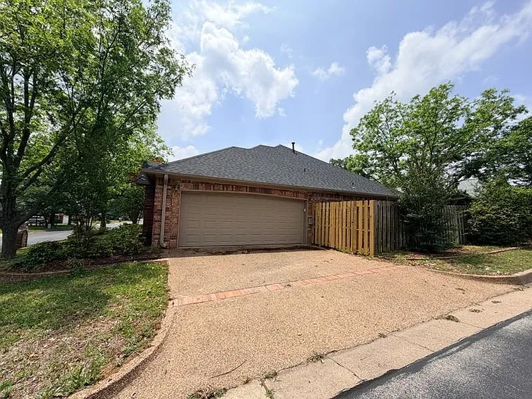 5603 Thomas Nelson Dr — Photo 4