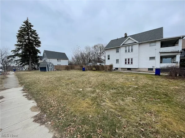 8508 Denison Ave, Cleveland, OH 44102