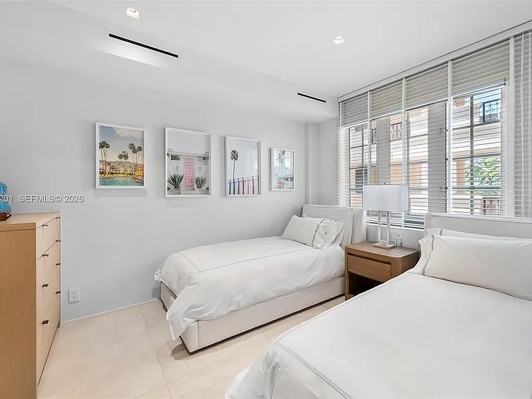 19242 Fisher Island Dr #19242 — Photo 19