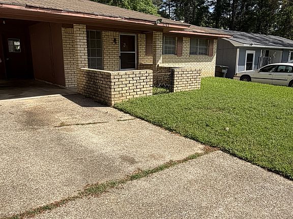 2nd image of 6308 Frondosa Dr