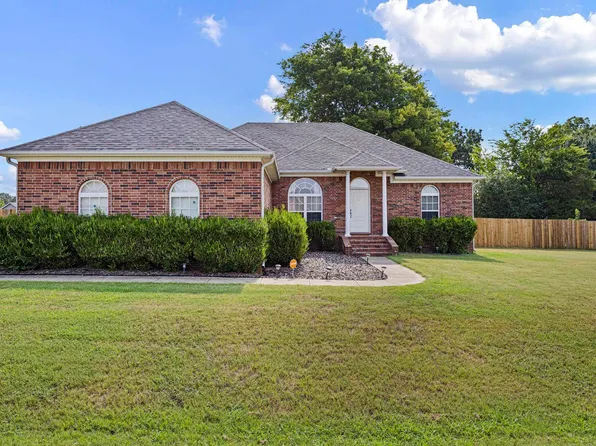 15 Joshua Cir, Conway, AR 72032