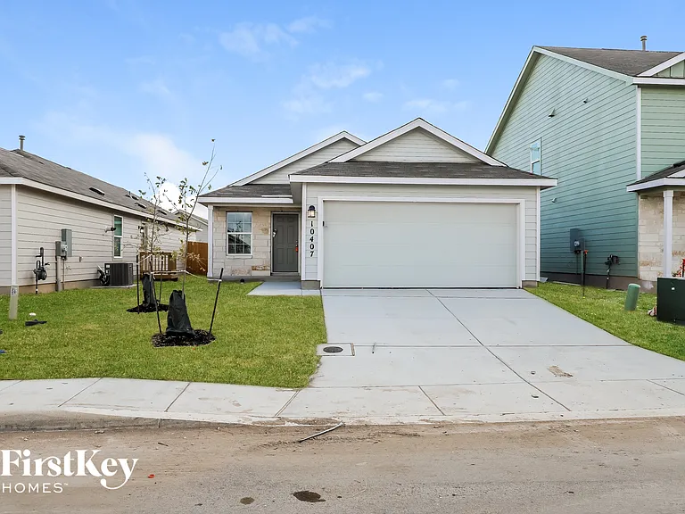10407 McClintock Dr — Photo 1