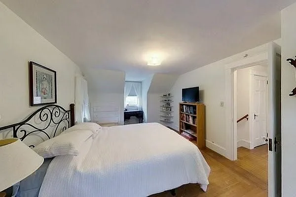 94 Eustis Ave — Photo 12