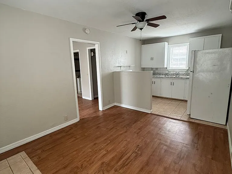 1014 N Bradley St #1 — Photo 3
