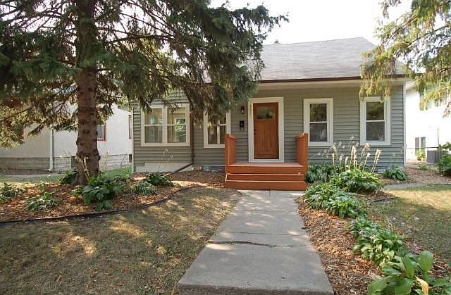 1st image of 3627 Queen Ave N
