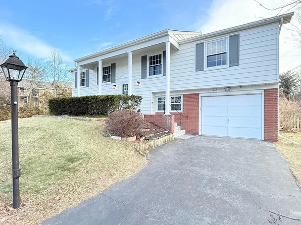 4105 Meadow Hill Ln, Fairfax, VA 22033