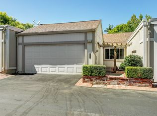 203 Oak Manor Plz, Martinez, CA 94553