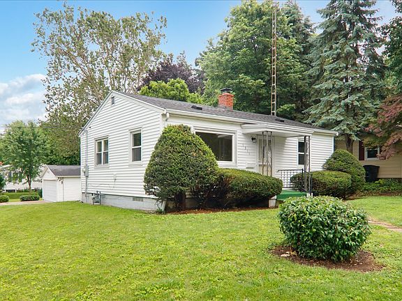 3rd image of 1311 Eastholme Ave