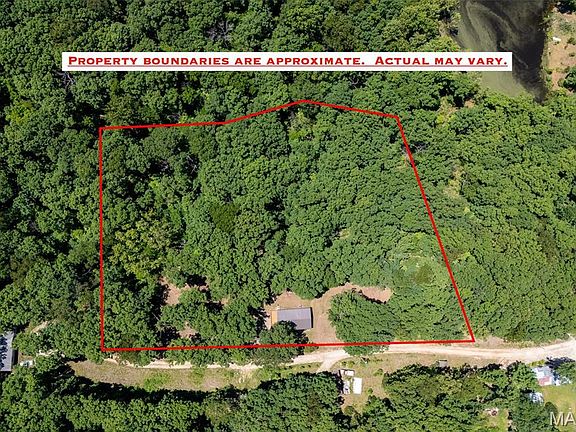 4th image of 23857 Alberta Dr