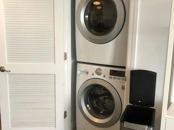 297 4th Street image 14 of 19