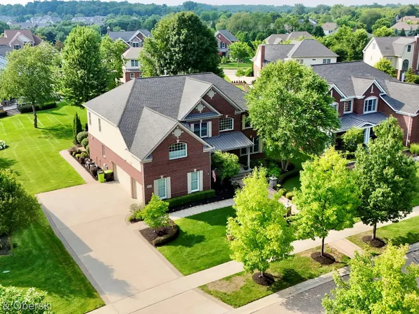24817 Mallard Trail Ln, Novi, MI 48374