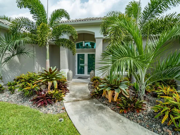 1714 Coconut Drive, Fort Pierce, FL 34949