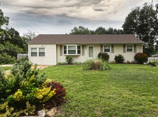 11132 Patsy Dr, Saint Louis, MO 63123