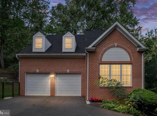 2311 Harpoon Dr, Stafford, VA 22554