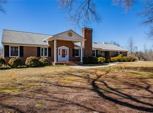 4306 Bashavia Wayside Rd, Pfafftown, NC 27040