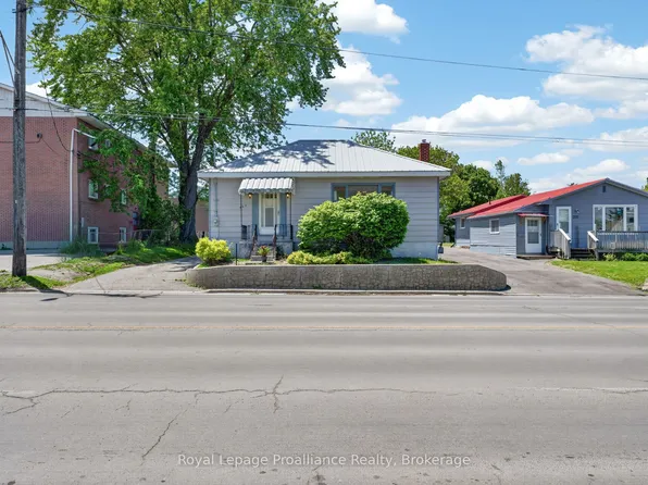 368 Sidney St, Belleville, ON K8P 3Z6