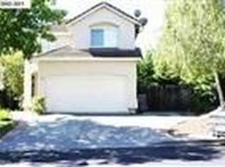 448 Rolling Oak Dr, Vacaville, CA