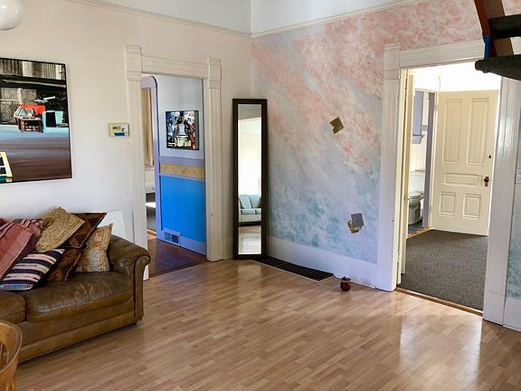 Ding room looking toward bedroom and kirchen