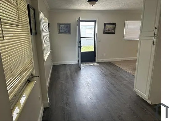 10550 Citrus Ln — Photo 6