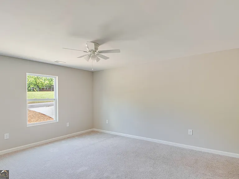 117 Lyla Ln — Photo 13