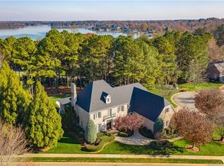 18701 Lanteen Brook Ct, Cornelius, NC 28031