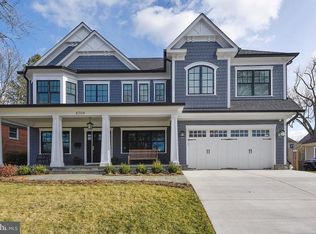 8709 Lowell St, Bethesda, MD 20817