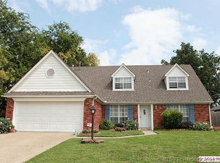 9087 E 29th St, Tulsa, OK 74129