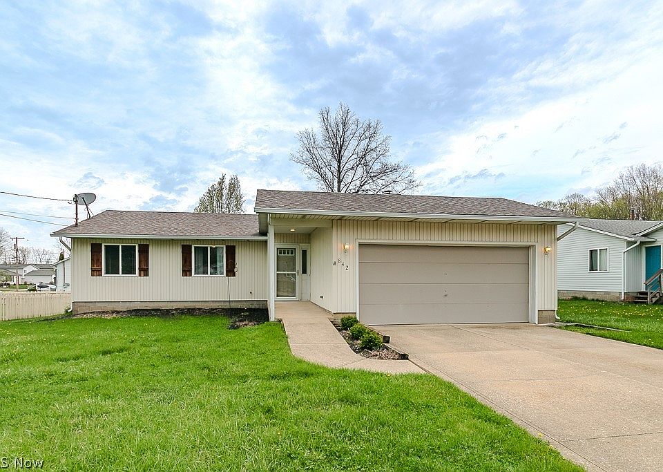 1st image of 842 Doris Cir