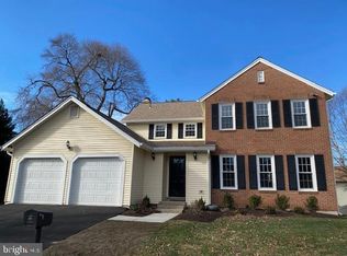 12438 Wendell Holmes Rd, Herndon, VA 20171