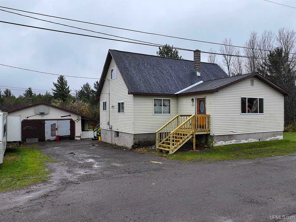 1st image of 152 Birch St