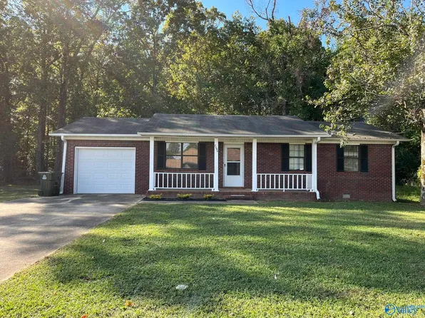 2094 Booker Dr, Athens, AL 35611