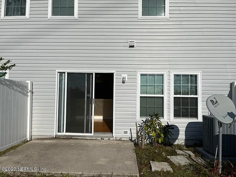 12296 Coconut Grove Ct — Photo 22