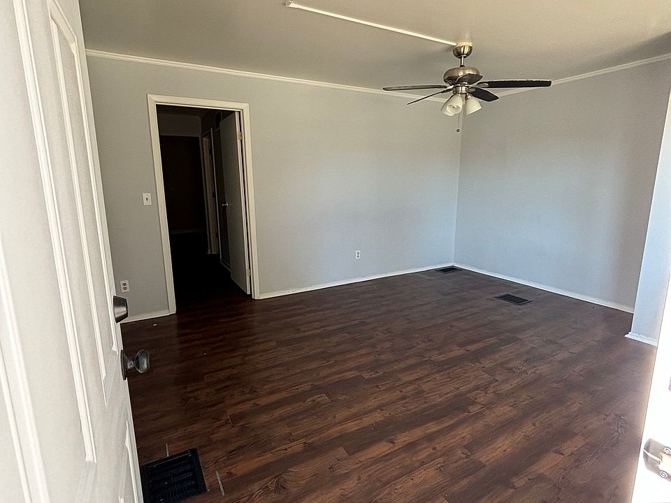 1st image of 5015 Wesley Ave #1